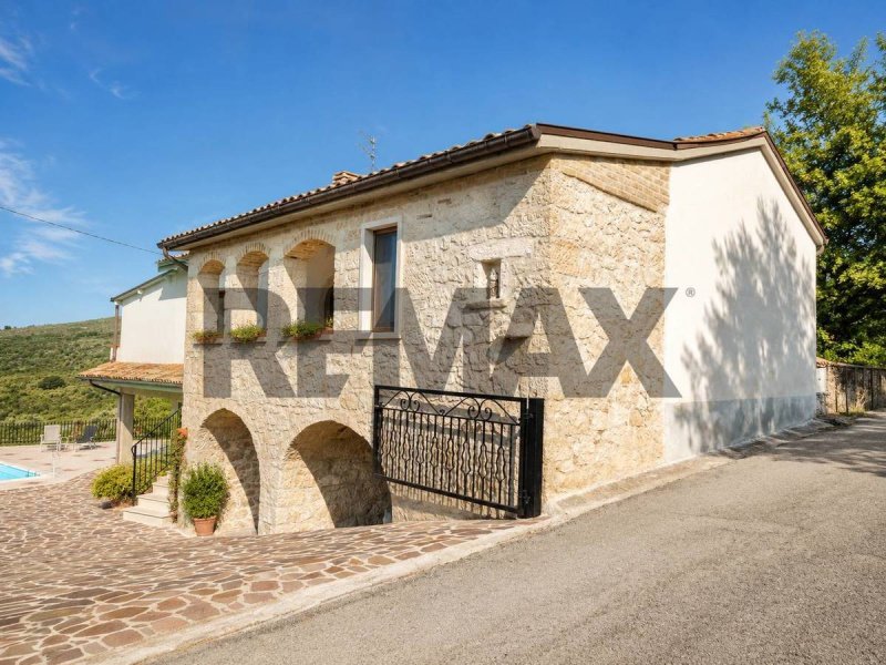 Villa in Roccamorice
