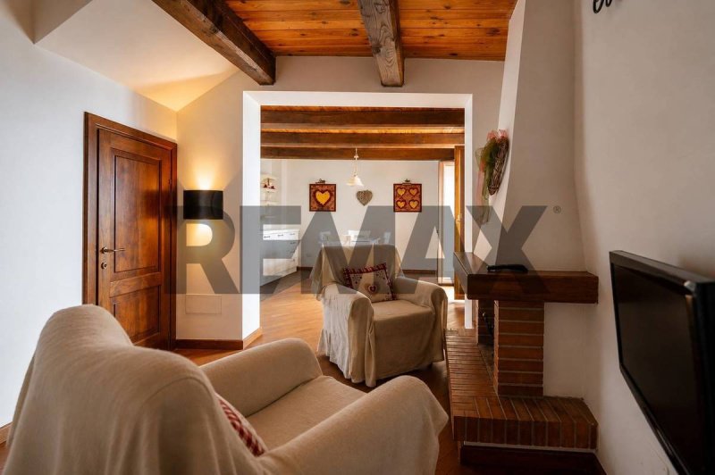 Apartamento em Pescosolido