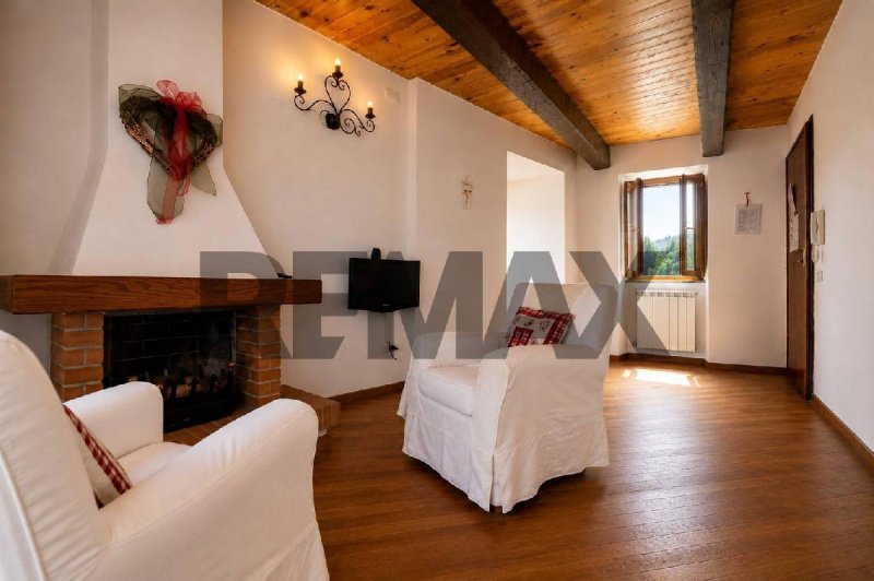 Apartamento em Pescosolido