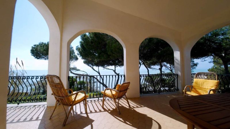 Moradia em Realmonte