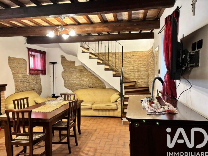 Casa independente em Urbisaglia