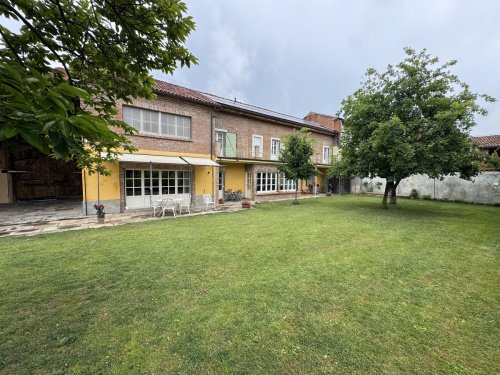 Casa indipendente a Frugarolo