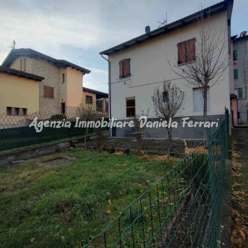 Detached house in Gaggio Montano
