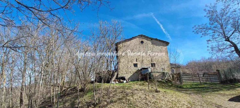 Farmhouse in Gaggio Montano