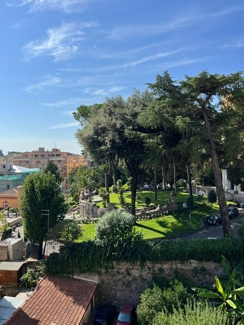 Чердак в Rome