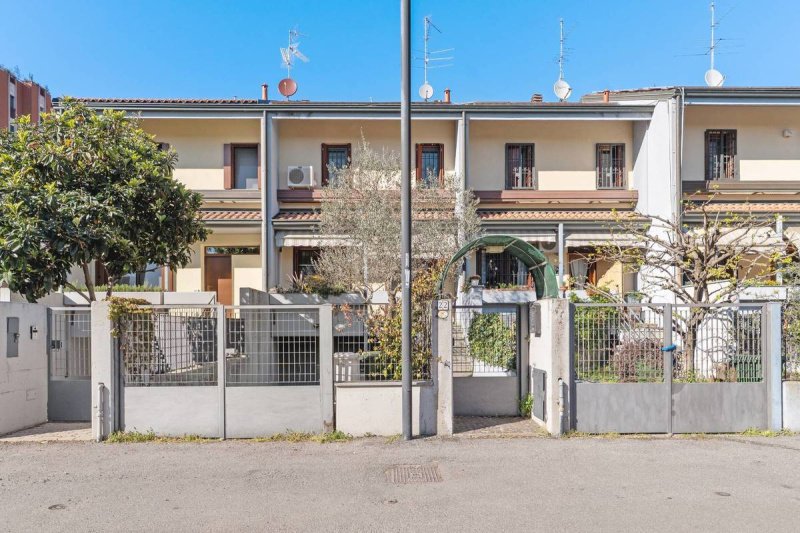 Maison mitoyenne à Segrate