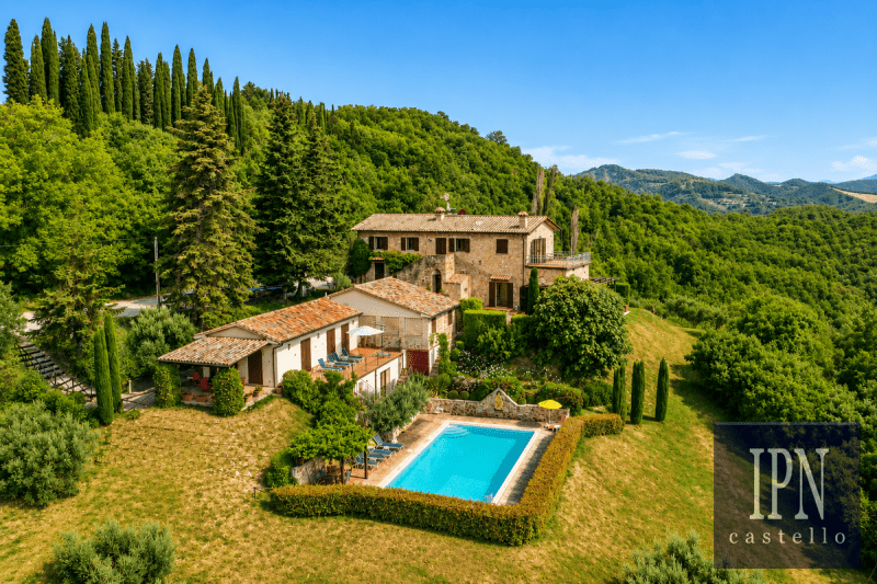 Casa de campo em Montone