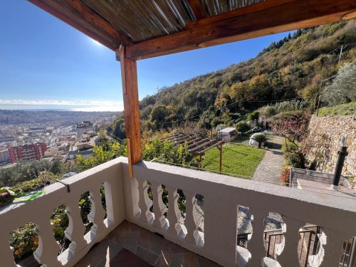 Villetta a schiera a Genova