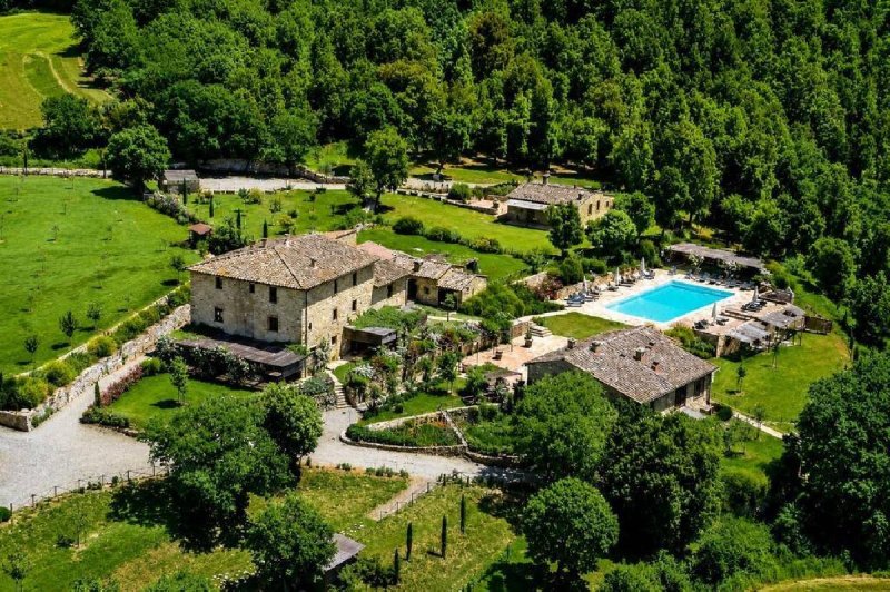 Country house in Casole d'Elsa
