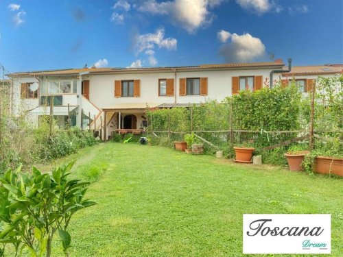 Villetta a schiera a Suvereto