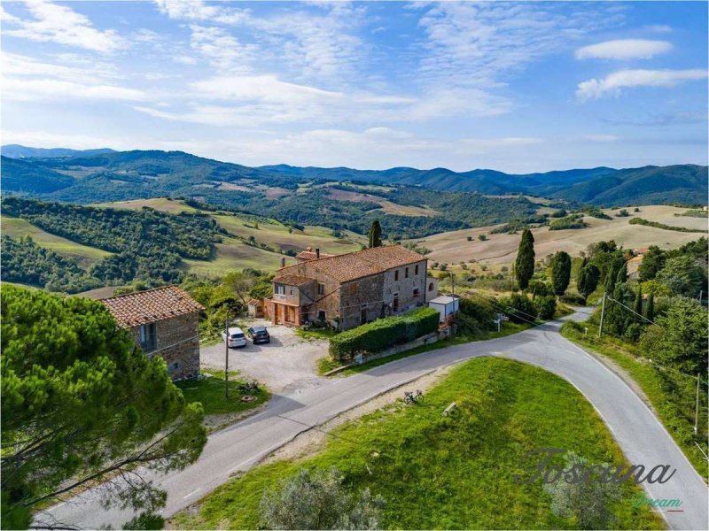 Casolare a Pomarance