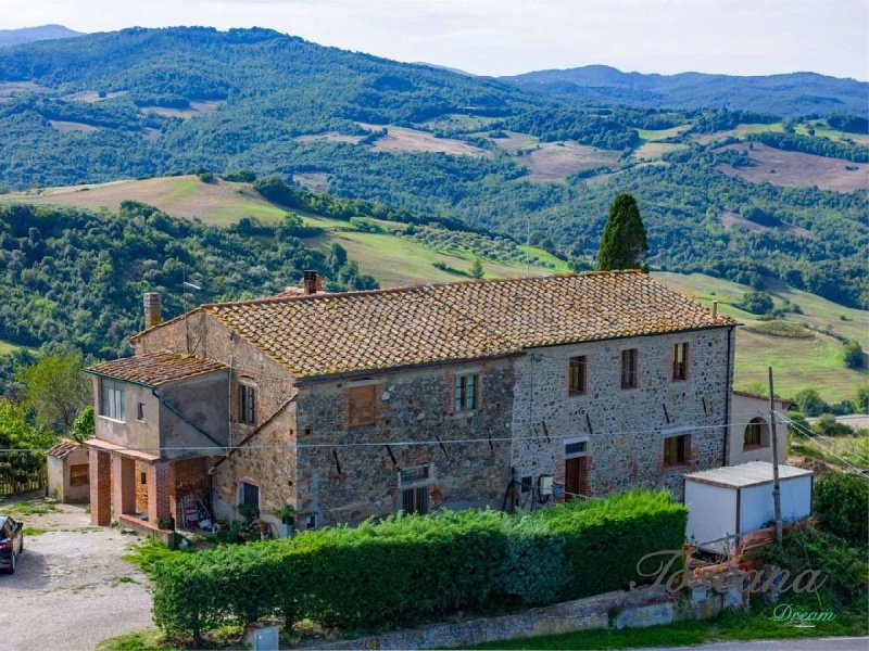 Casolare a Pomarance