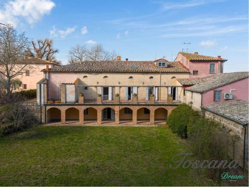 Maison jumelée à Sorano