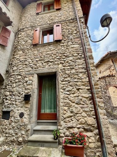 Vrijstaande woning in Almenno San Bartolomeo