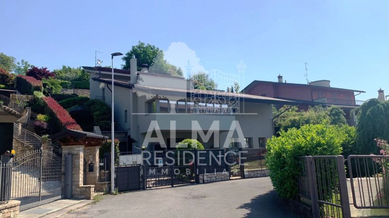 Villa i Villa d'Almè