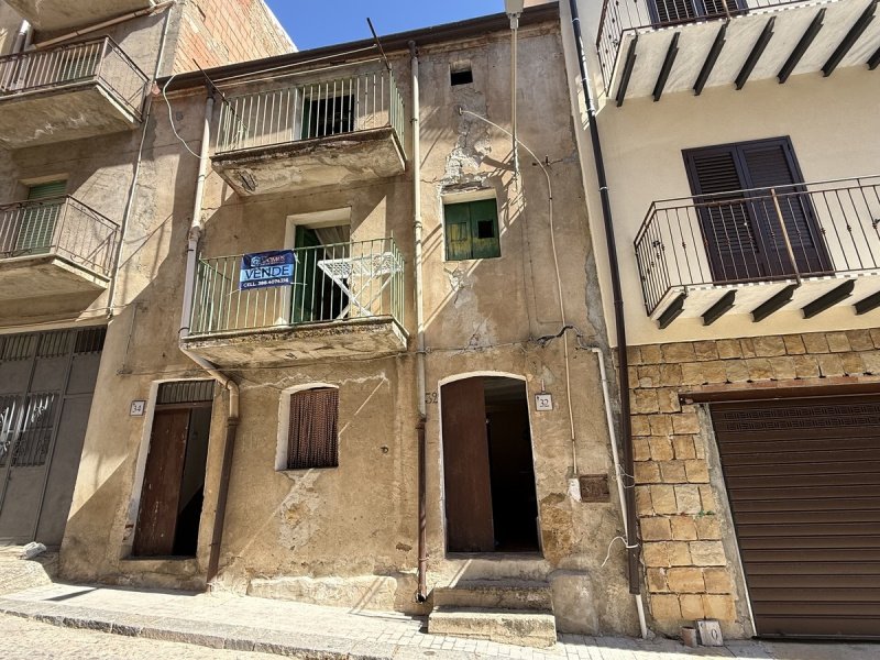 Особняк в Туза