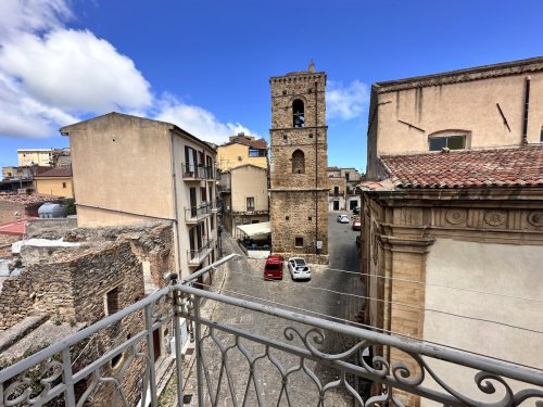 Особняк в Туза