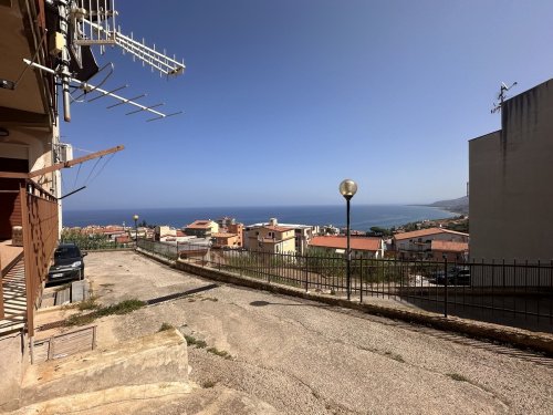 Appartamento a Santo Stefano di Camastra