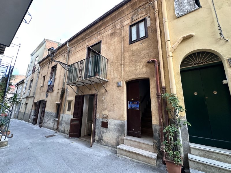 Casa independente em Santo Stefano di Camastra