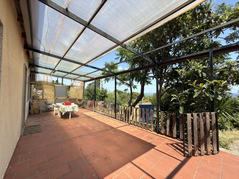 Huis op het platteland in Caronia