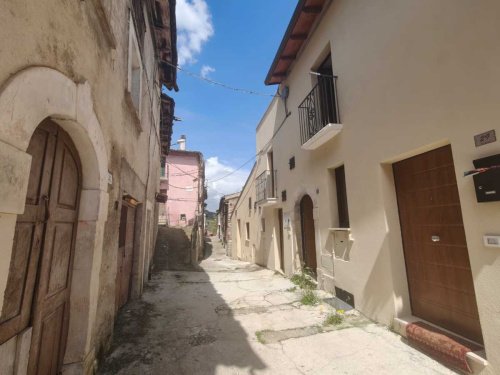 Einfamilienhaus in L'Aquila