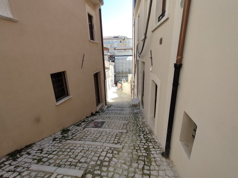 Apartamento independente em Áquila