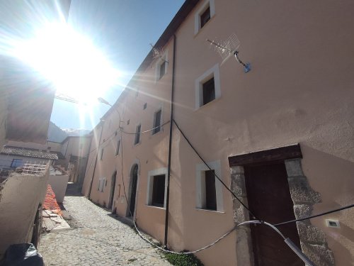 Casa independente em Áquila