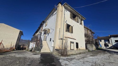 Einfamilienhaus in L'Aquila