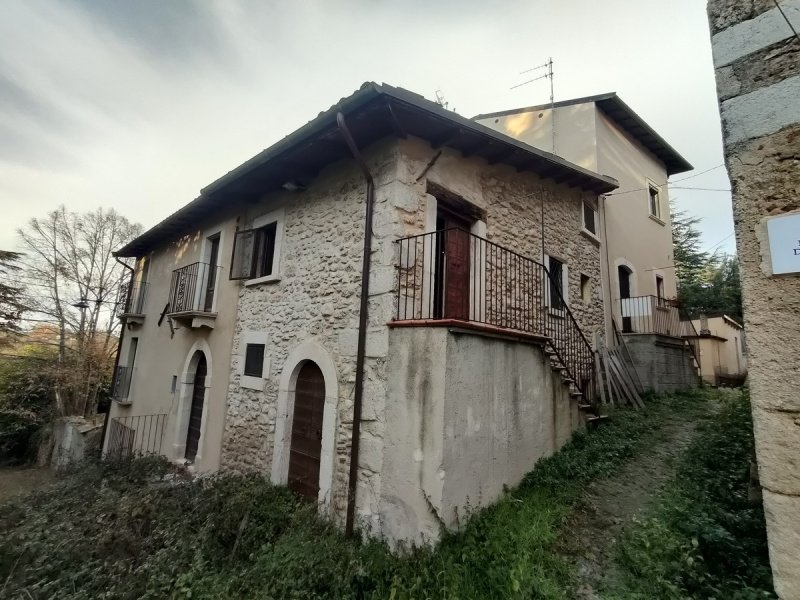 Casa independiente en Prata d'Ansidonia