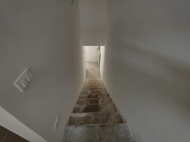 Apartamento independente em Áquila