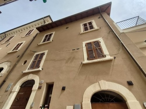 Eigenständiges Appartement in L'Aquila