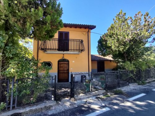 Casa di campagna a Barete
