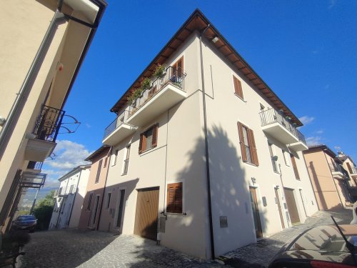 Vrijstaande woning in L'Aquila