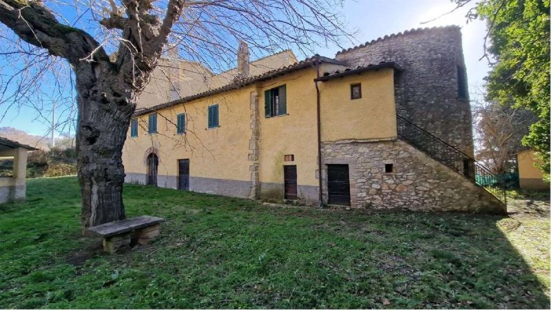 Detached house in Massa Martana