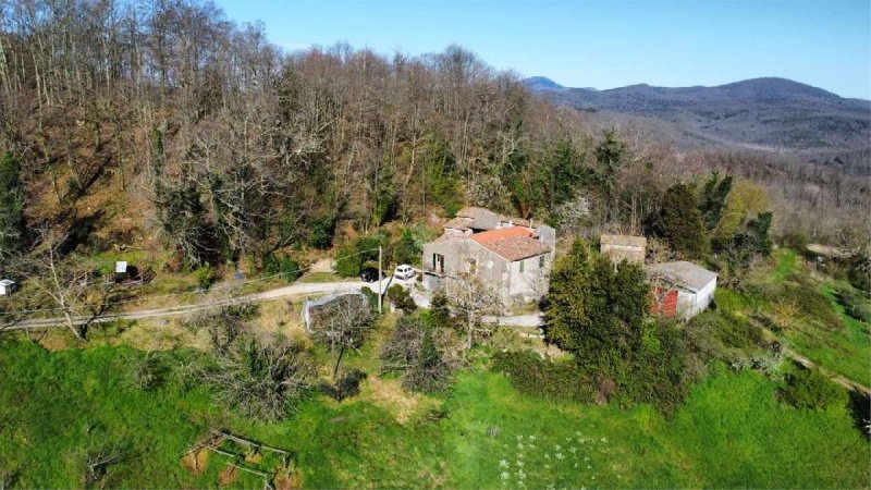 Casolare a Roccastrada