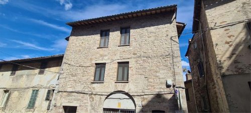 Apartment in Todi