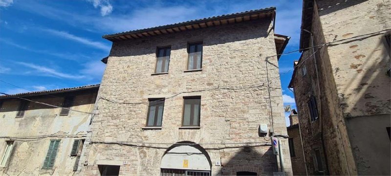 Apartment in Todi