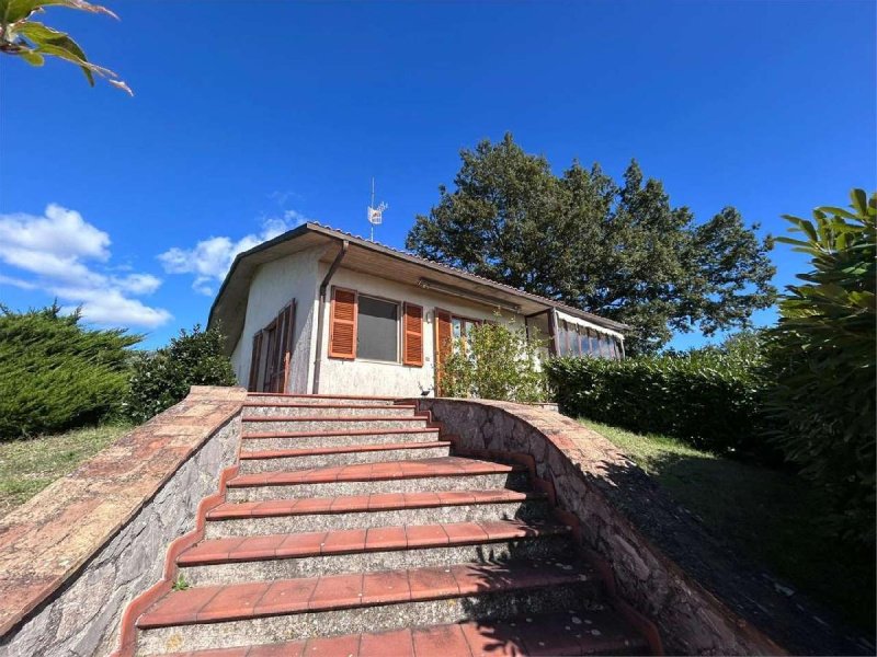 Villa in Semproniano