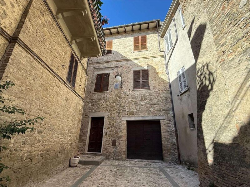 Casa indipendente a Bevagna