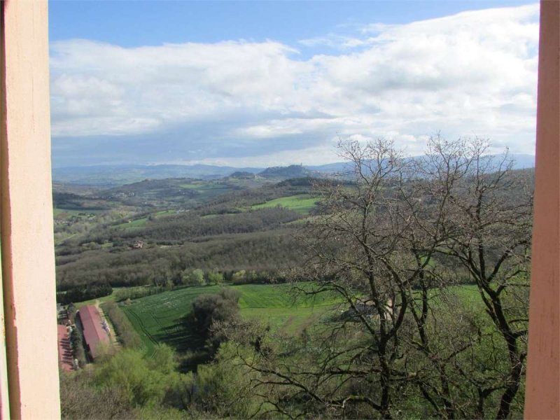 Casa indipendente a Todi