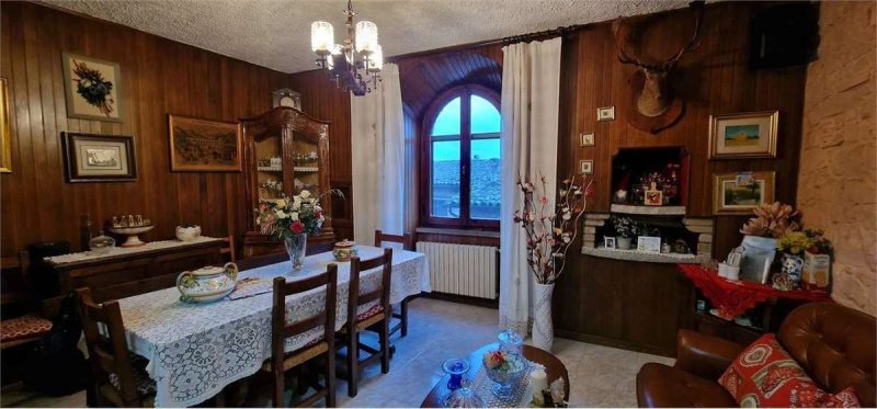 Doppelhaushälfte in Todi