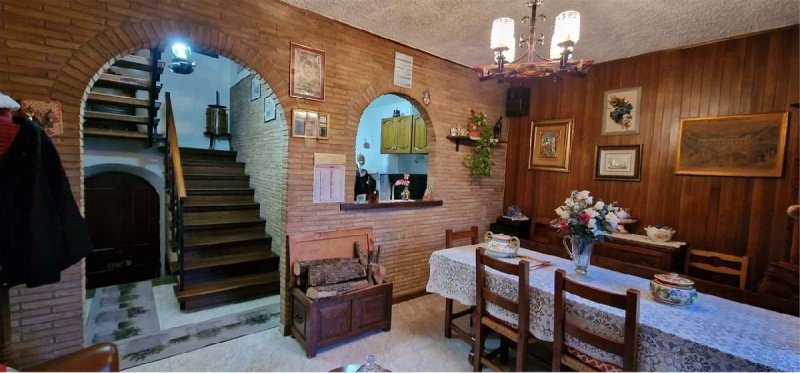 Doppelhaushälfte in Todi