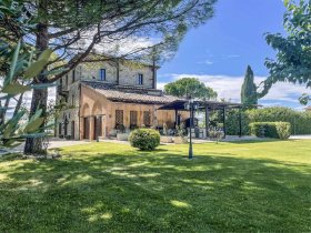 Villa in Fratta Todina