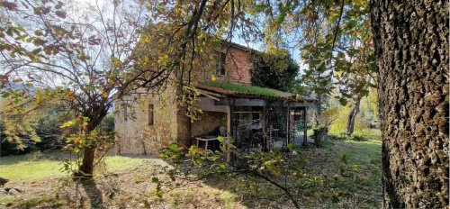 Detached house in Todi