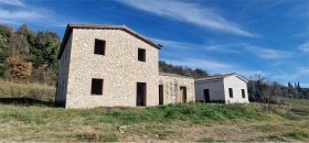 Отдельно стоящий дом в Масса-Мартана