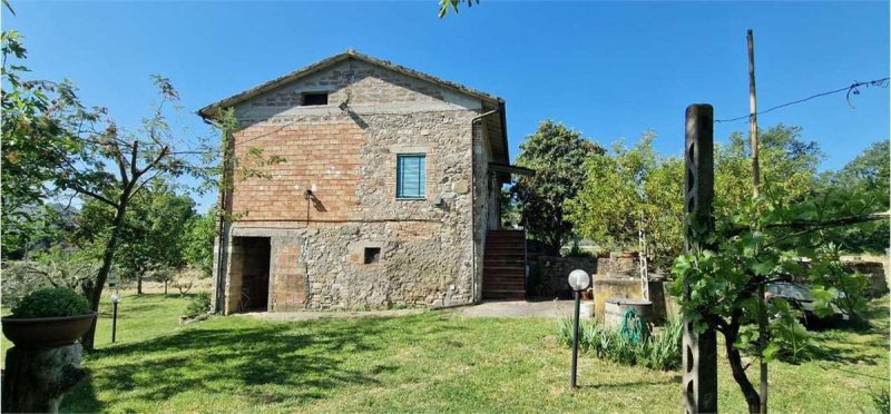 Detached house in Todi