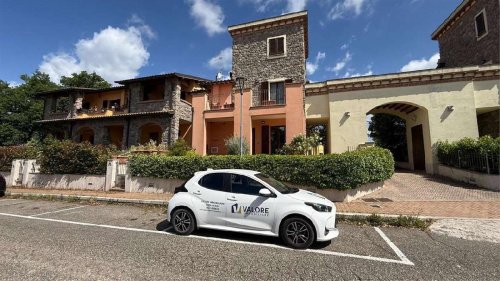 Apartment in Todi