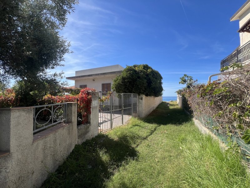 Casa independente em Longobardi