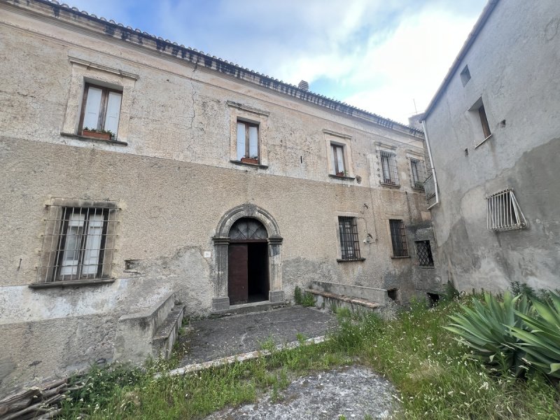 Appartement historique à Fiumefreddo Bruzio