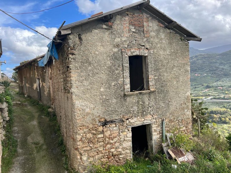 Casa di campagna a Cleto